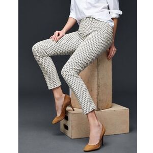 🆕 GAP Skinny White Pants with Black Diamond Print. (Cotton - Spandex) NWOT